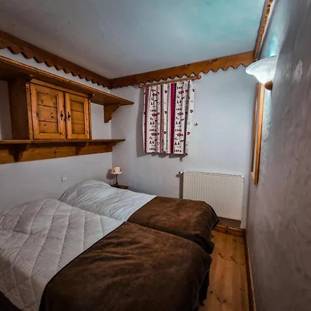 Apartment Roselend - De 3 Pieces Situe Dans Au Village Du Chantel, Proche Des Pistes Et Avec Piscine. Mae-4441 *
