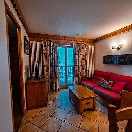 Apartment Roselend - De 3 Pieces Situe Dans Au Village Du Chantel, Proche Des Pistes Et Avec Piscine. Mae-4441 *