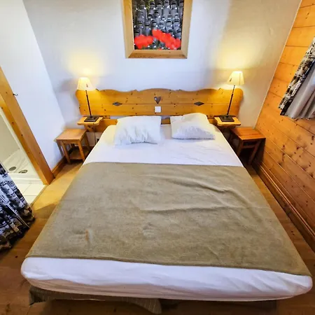 Appartement Roselend - De 3 Pieces Situe Dans Au Village Du Chantel, Proche Des Pistes Et Avec Piscine. Mae-4441 *