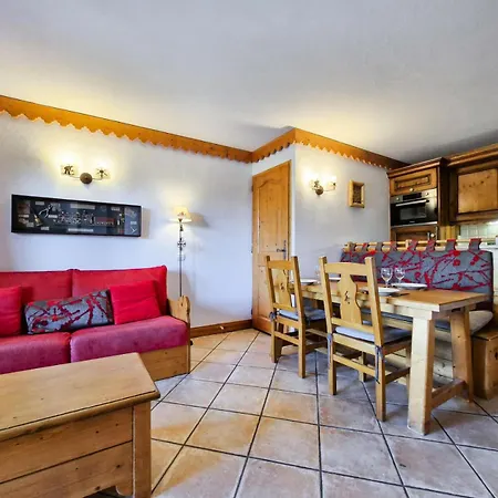 Appartement Roselend - De 3 Pieces Situe Dans Au Village Du Chantel, Proche Des Pistes Et Avec Piscine. Mae-4441
